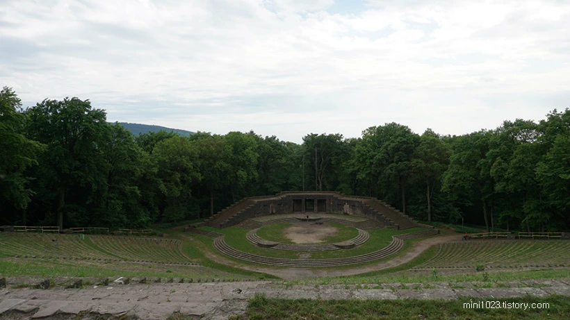 213B6D4556BF1FA718FECE