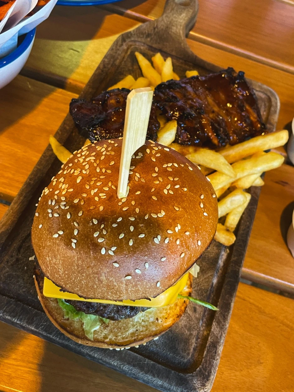 IMG_4830.jpg?type=w1