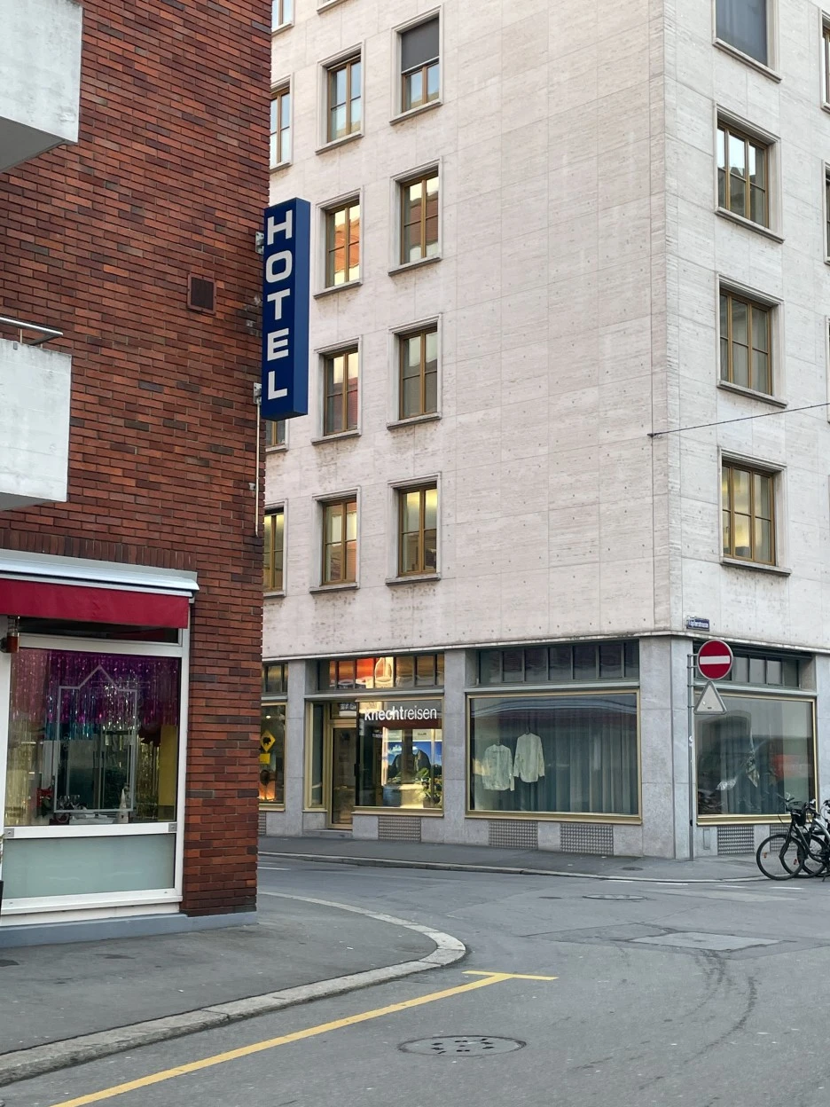 IMG_1005.jpg?type=w1