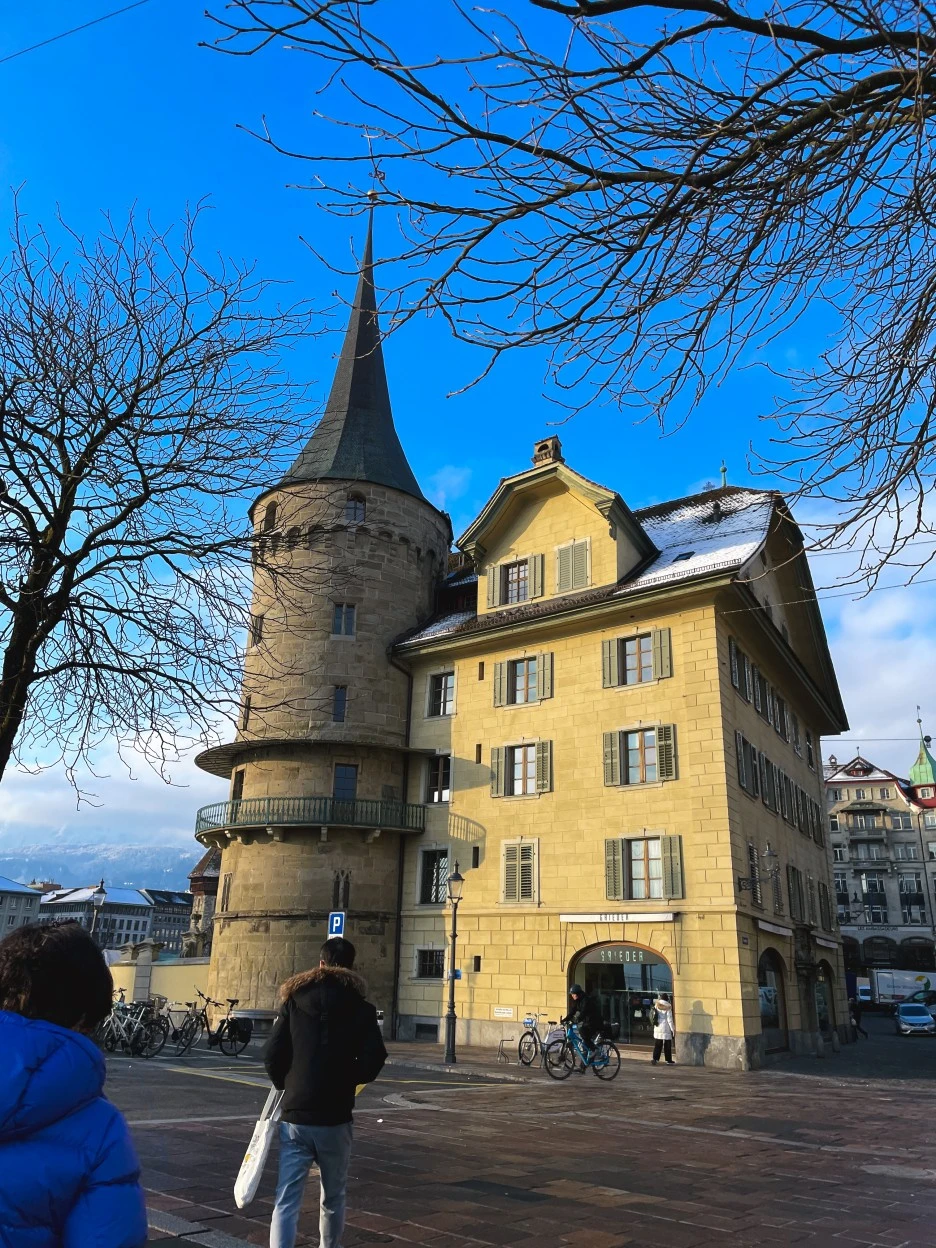 IMG_1010.jpg?type=w1