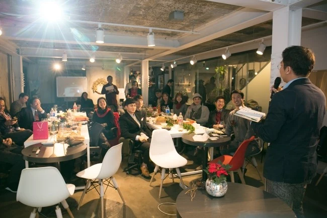 %EC%84%B1%EC%88%98%EB%8F%99%EC%9D%B8%EC%83%9D%EA%B3%B5%EA%B0%84_%EC%97%B0%EB%A7%90%EC%9E%90%EC%84%A0%EB%B0%94%EC%9E%90%ED%9A%8C_%28144%29.jpg?type=w2