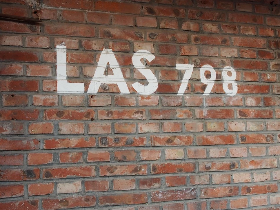 P1120184.JPG?type=w966