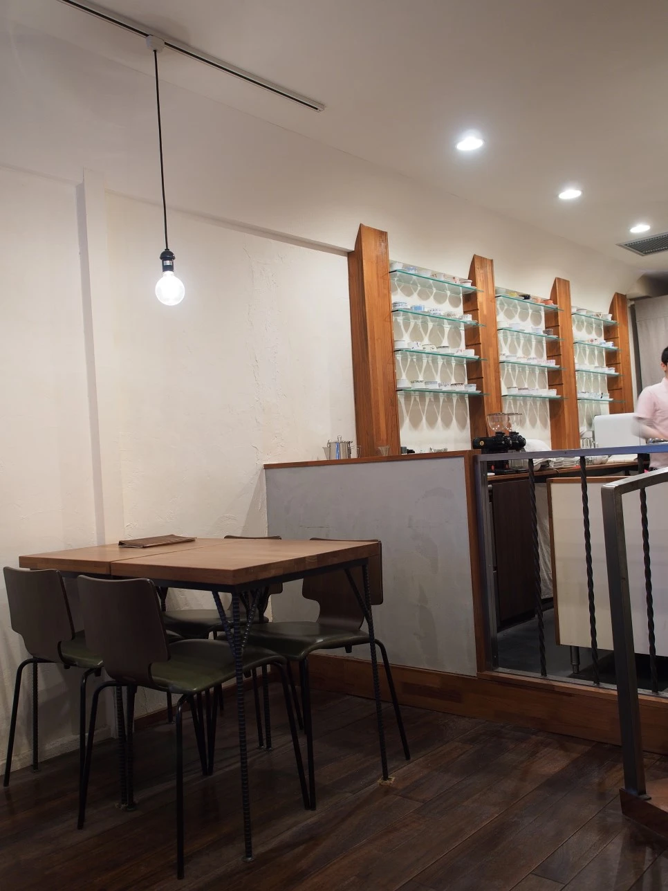 P4280900.JPG?type=w966