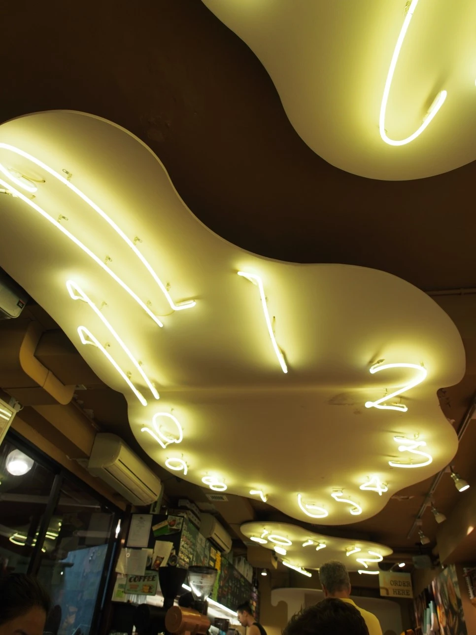 P6131952.JPG?type=w966