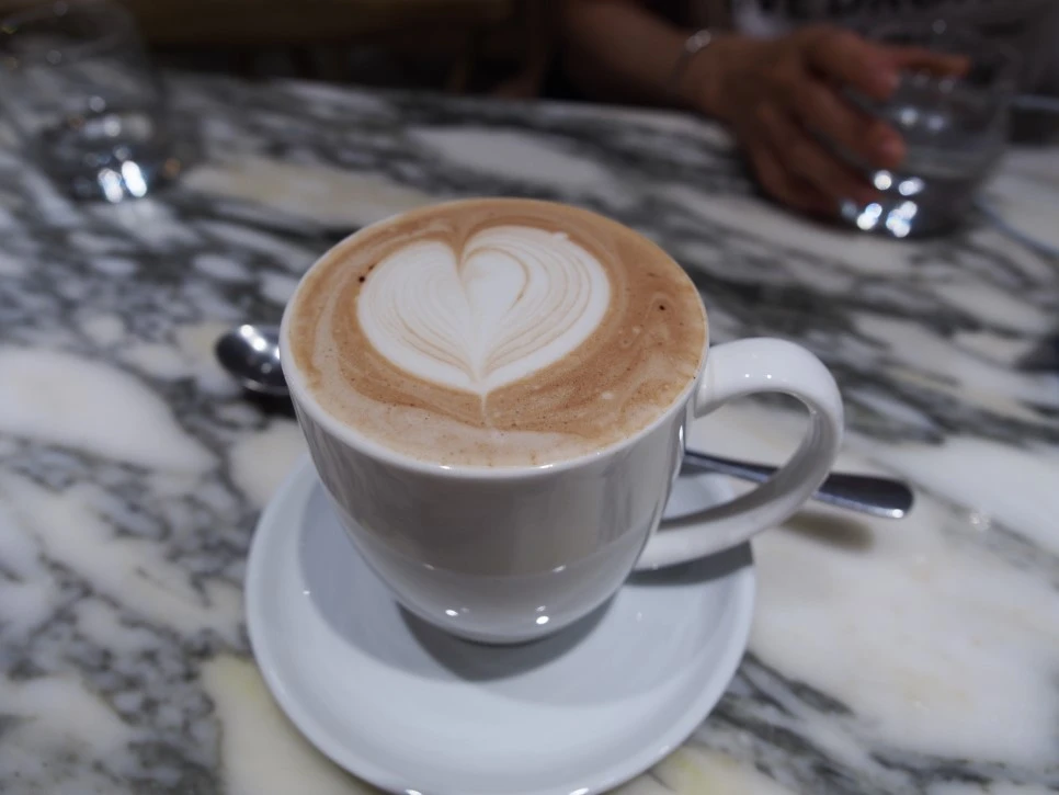 P6111723.JPG?type=w966