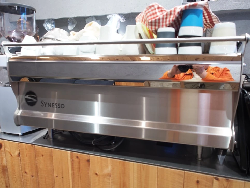 P4270510.JPG?type=w966