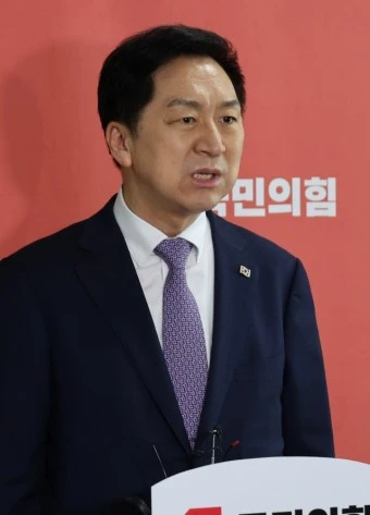 %EA%B9%80%EA%B8%B0%ED%98%841.jpg?type=w1