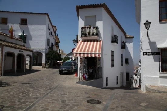 IMG_2483.JPG?type=w3