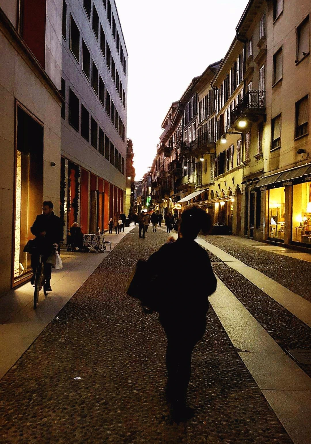 img.jpg?convert=1080x*