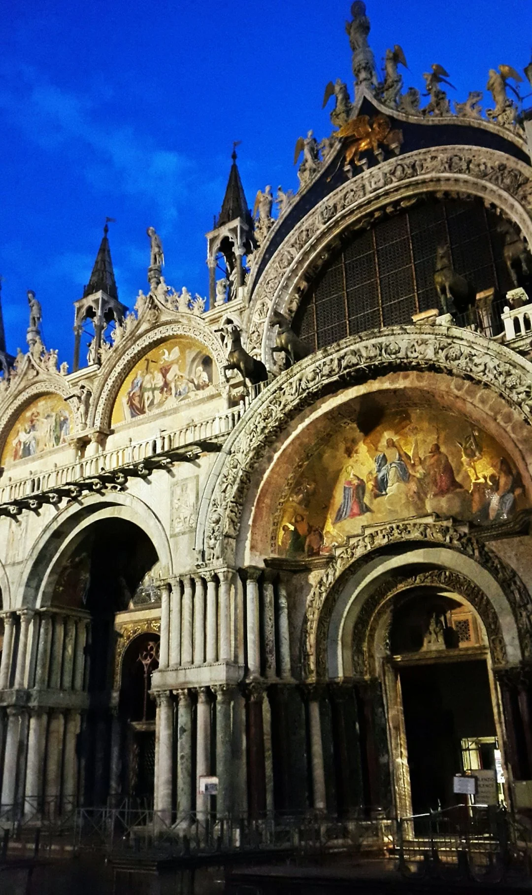 img.jpg?convert=1080x*