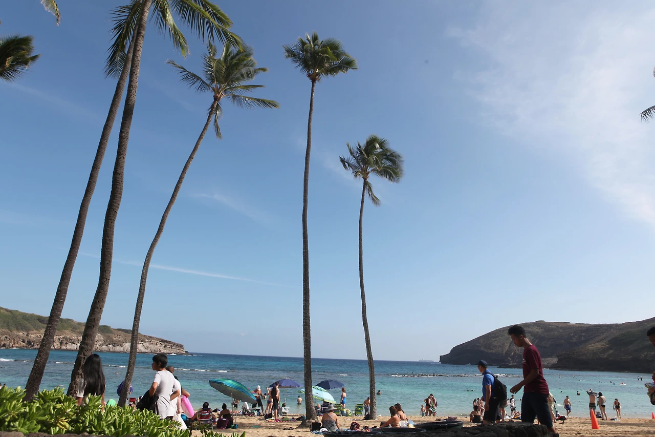 0011.jpg.만(Bay)이라 물이 잔잔해서 최고의 스노클이 자리이다..JPG