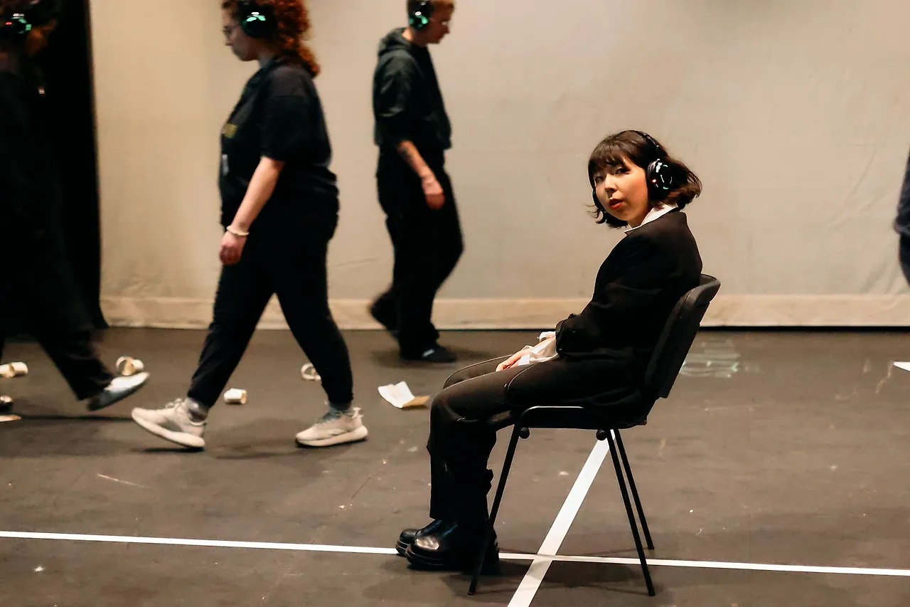 석사 퍼포먼스2.JPG