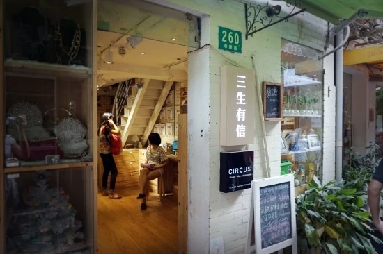 00_Main_-_%BA%B9%BB%E7%BA%BB.JPG?type=w1