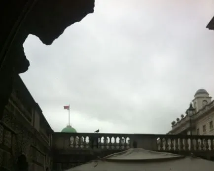 코톨드 갤러리 창밖.JPG