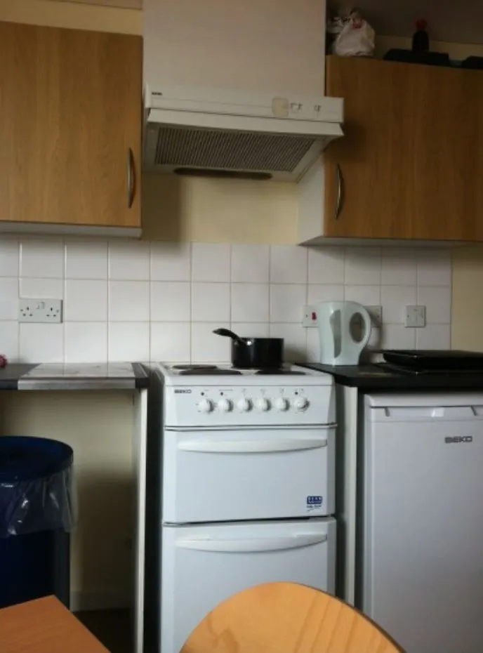 딘위디 부엌.JPG