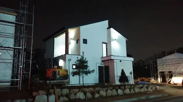 2447033956BDF1E70567DA