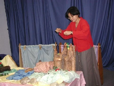 puppetshow10a-blissfulmom.jpg?type=w2