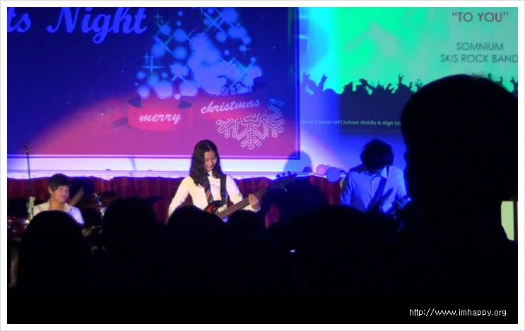 216492335468913504E343