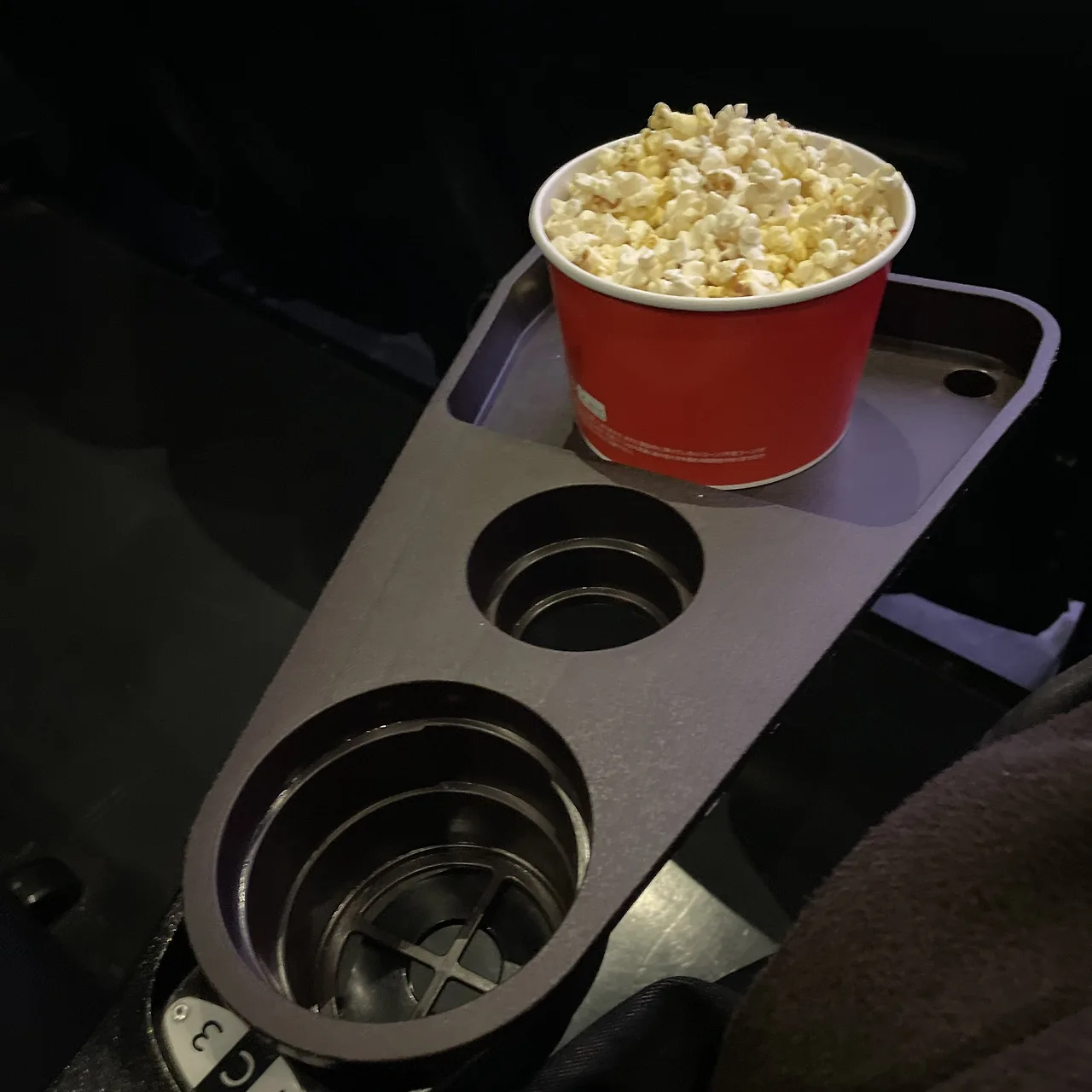 GjGBzLjbIAMlj5W?format=jpg&name=large