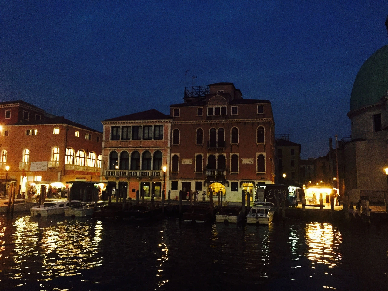 그래도 괜찮은 밤.jpeg