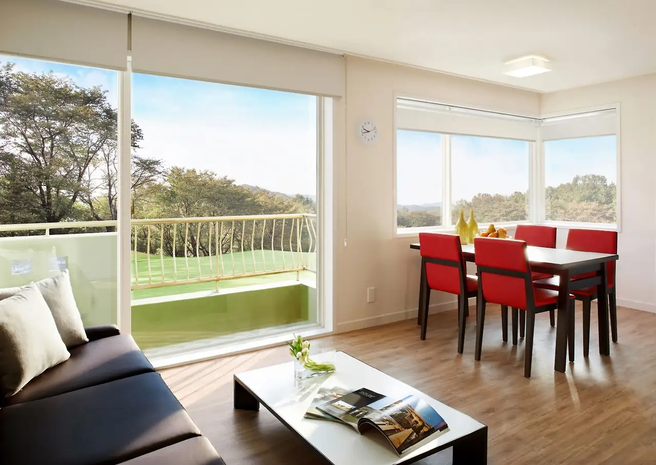 Korea_Pocheon_Hanwha Resorts Sanjeong Lake Annecy 2.jpeg