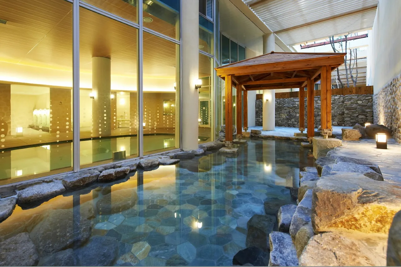 Korea_Pocheon_Hanwha Resorts Sanjeong Lake Annecy 4.jpeg