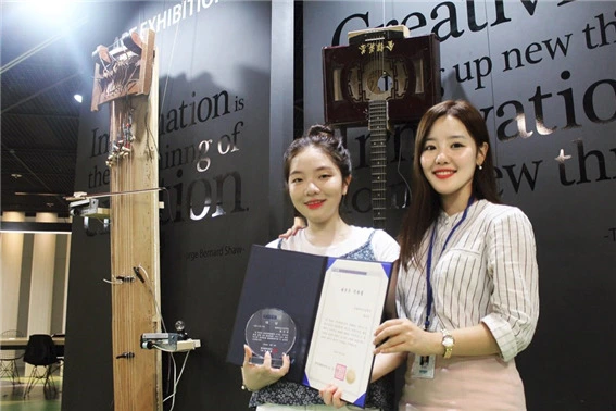 2244F6415846A1030290DD