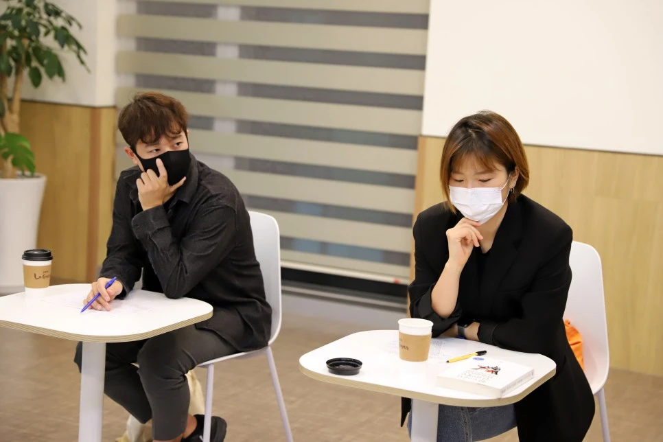 %EC%86%A1%ED%98%84%EB%AF%BC_%ED%99%A9%EA%B3%A0%EC%9A%B4.JPG?type=w966