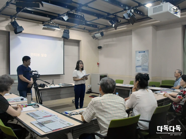 231EB44657B25BDD11D5C3