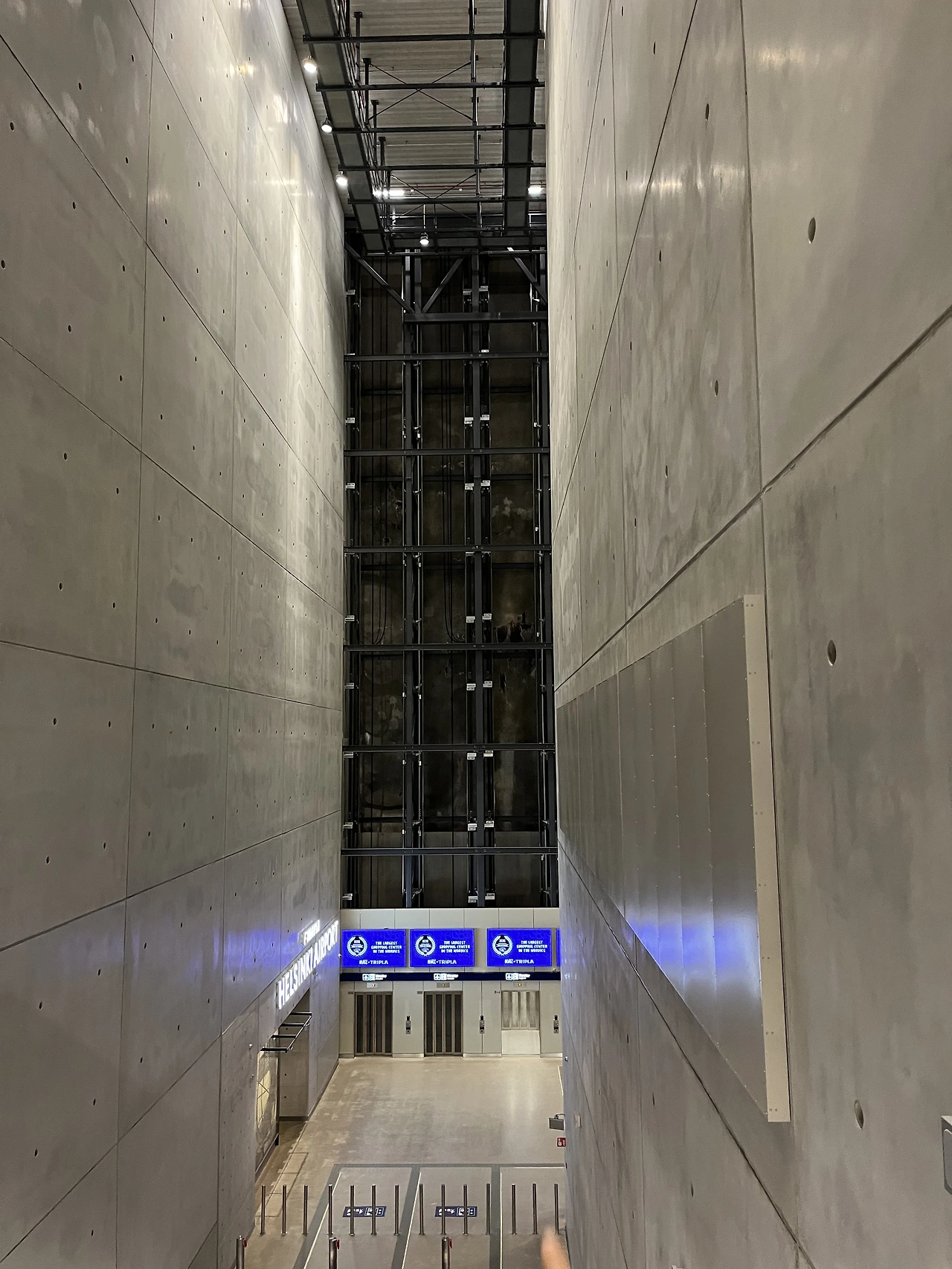 핀란드헬싱키여행 (20).HEIC