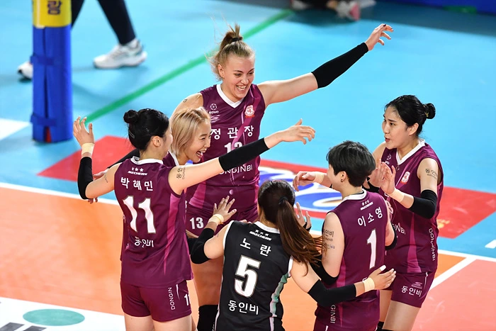 kovophoto_211029_2_10.jpg?type=w1