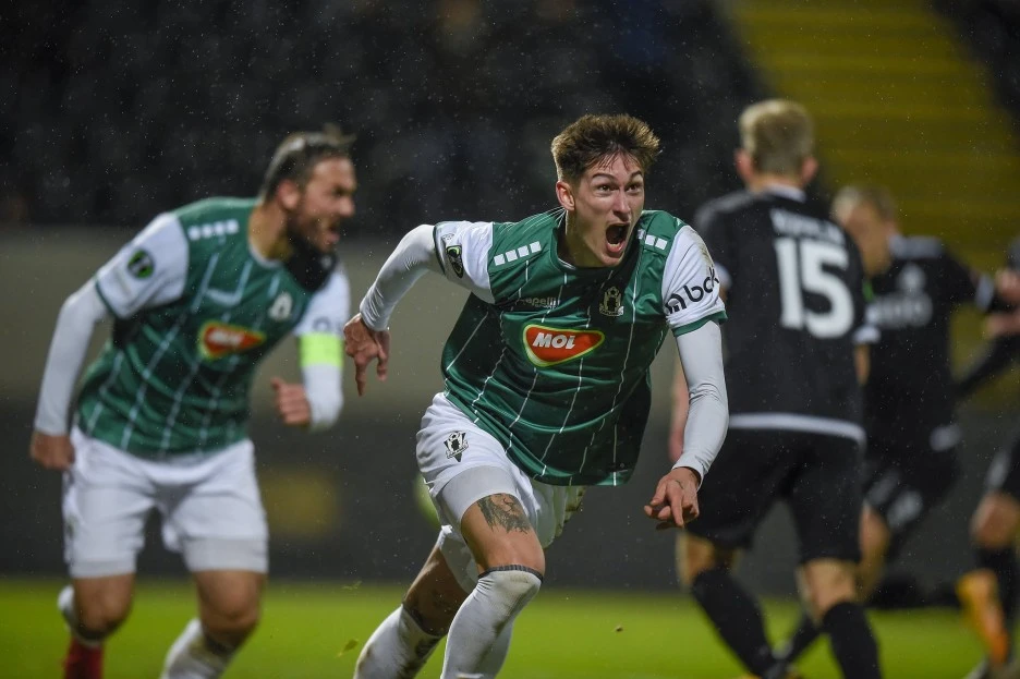 IMG_9221.JPG?type=w1