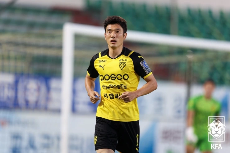 FA%EC%BB%B5_%EC%B5%9C%ED%9A%A8%EC%A7%84.jpg?type=w1