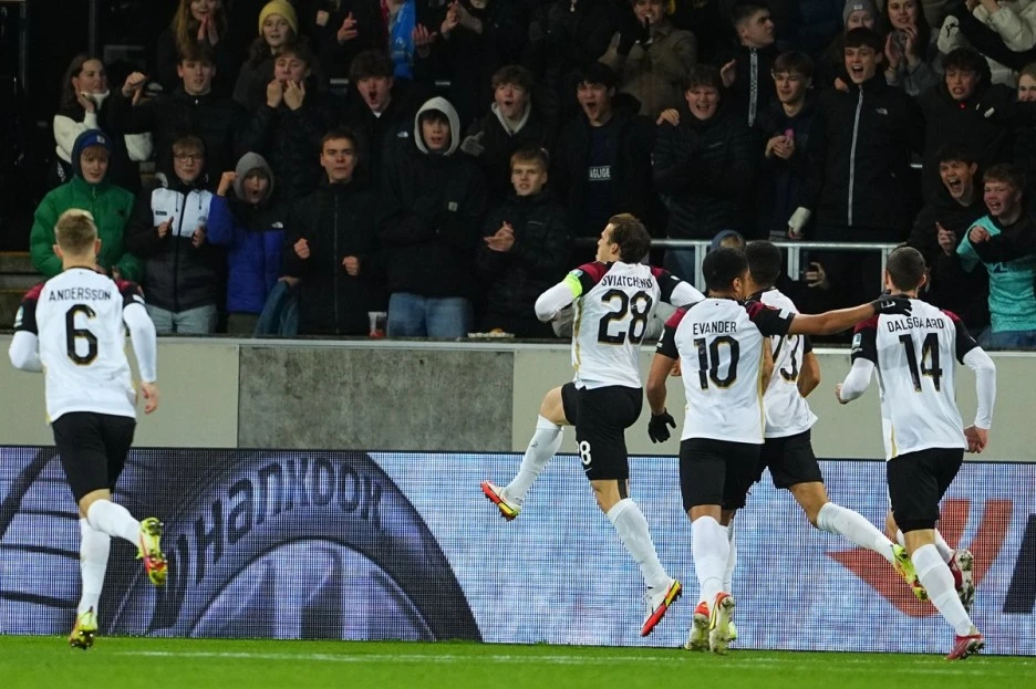 FFDrICmWQAY3XU7.jpeg?type=w1