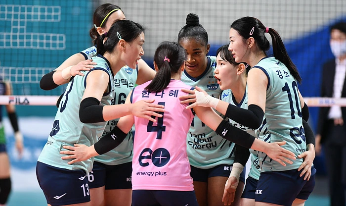 kovophoto_211028_2_20.jpg?type=w1