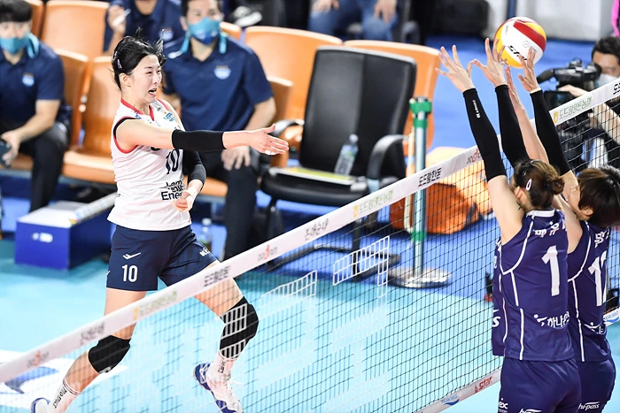 kovophoto_211104_2_01.jpg?type=w1