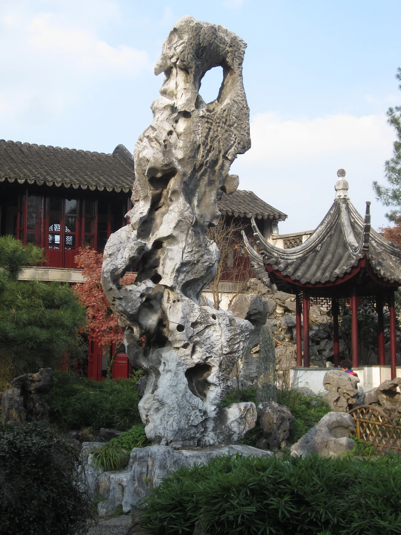 Lingering_Garden,_Suzhou,_China_(2015)_-_44.jpeg