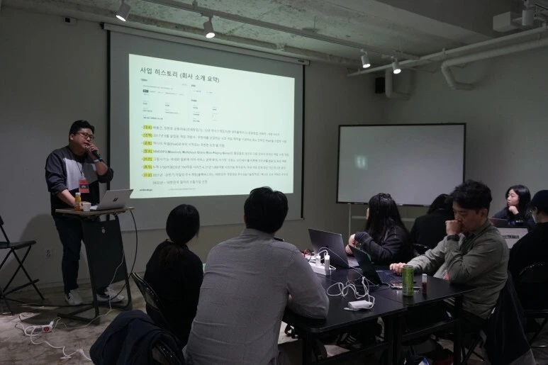 PYw9TMqHCdTkweonV-b-6Xu6CZU