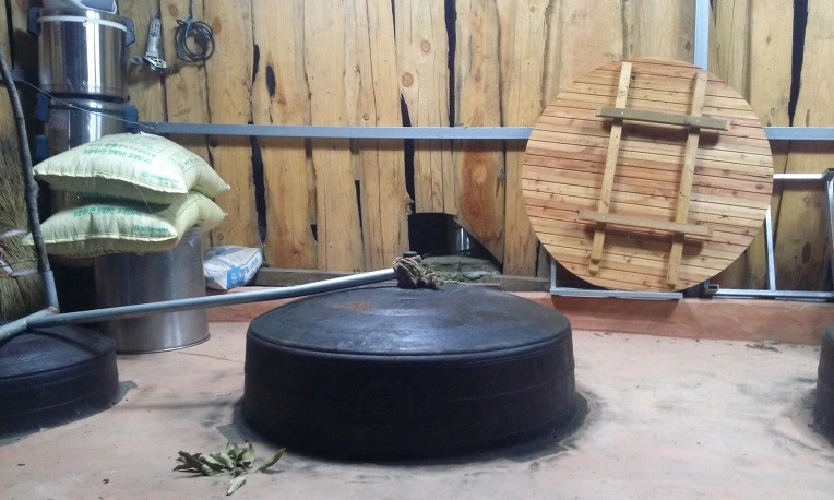 23234F375811DB7143C083