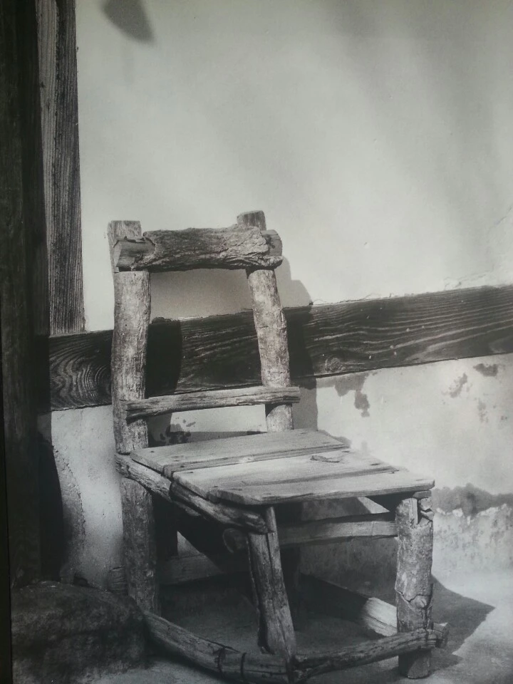 227091345645256835F8B2