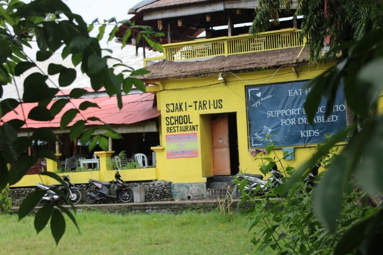 IMG_1458.JPG?type=w773