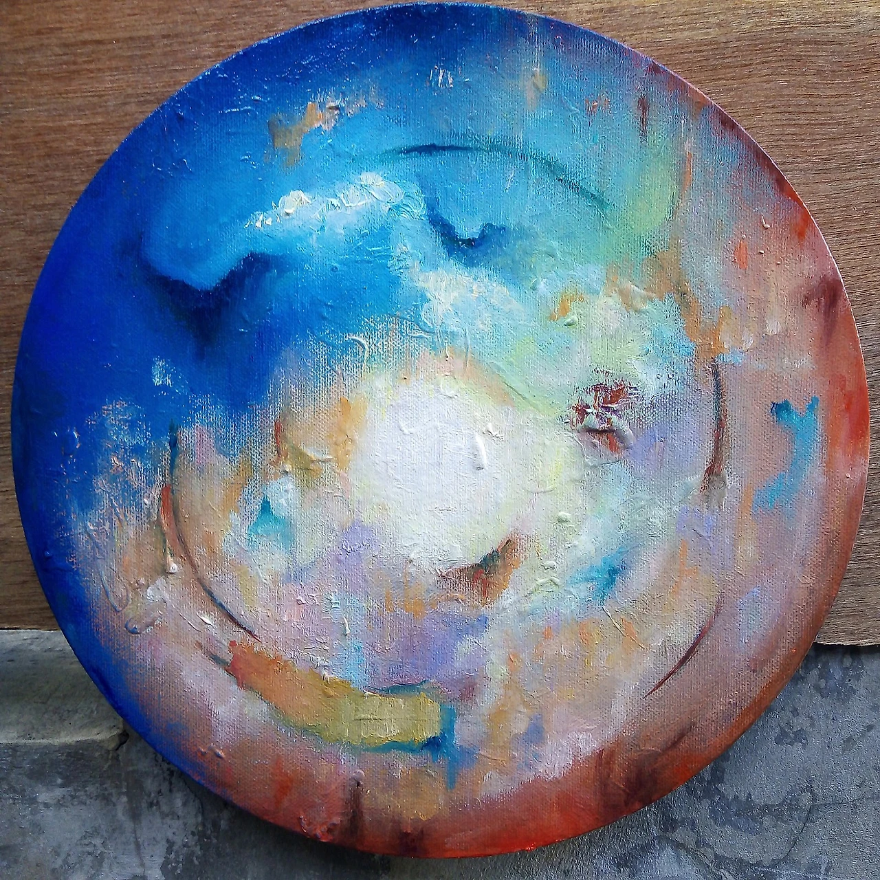 Feeding_My_Light,_Oil_on_Canvas,_30cm_in_Diameter,_2021.jpg?type=w1600