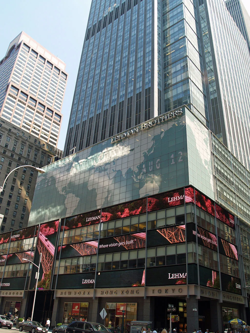 1024px-Lehman_Brothers_Times_Square_by_David_Shankbone.jpeg