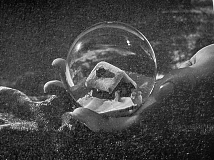 movie_image.jpg?type=m427_320_2