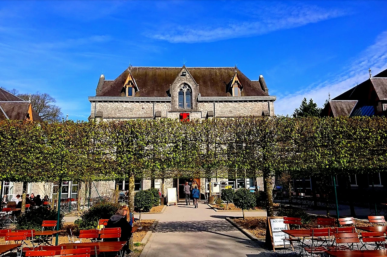 ahnee04_Centre d'accueil Saint-Joseph - Maredsous.JPG