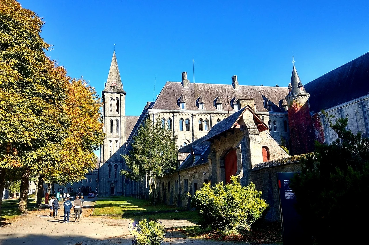 ahnee06_Maredsous Abbey.JPG