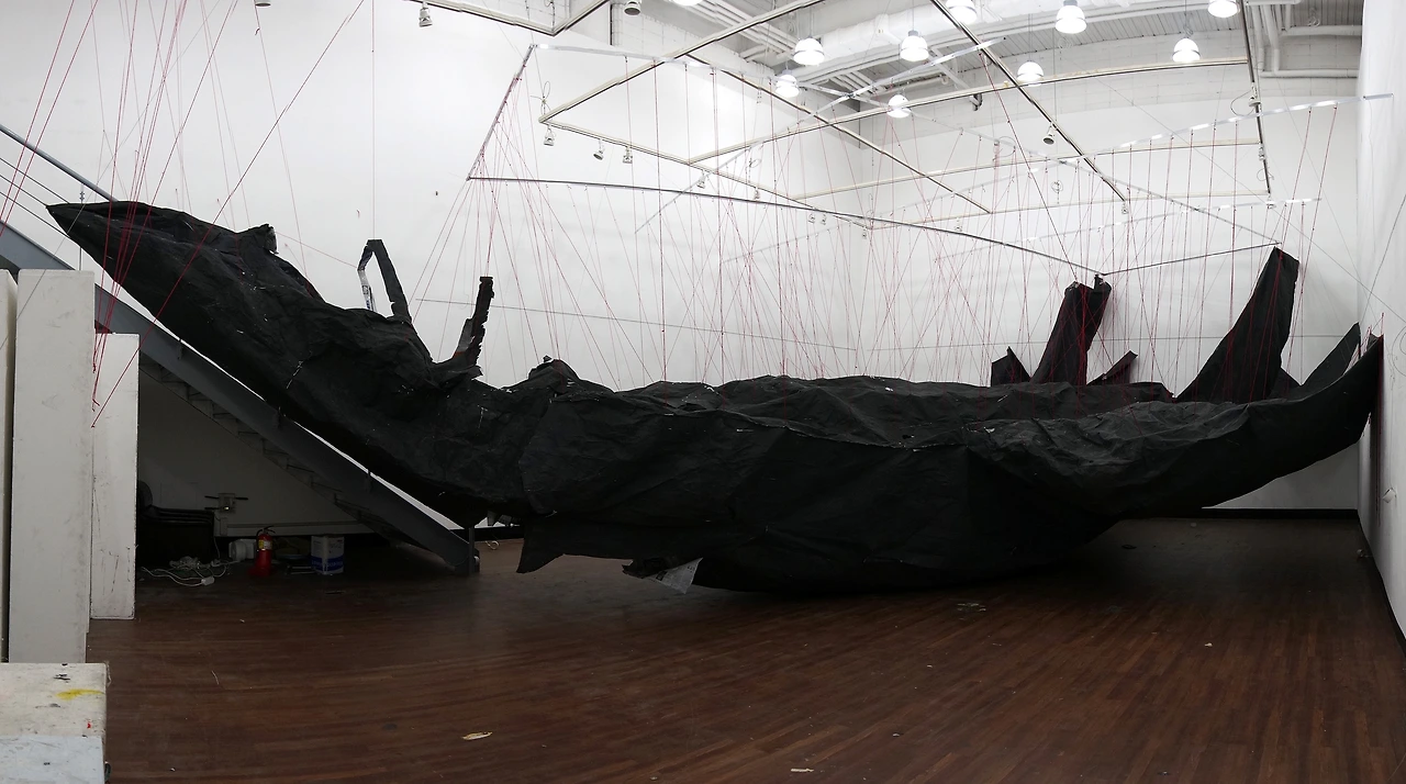 3. F-35_water paint on newspaper_1500x1000x400cm_2014.JPG