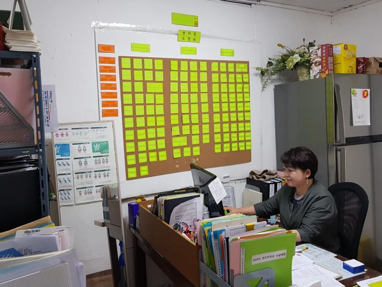 %EC%98%A4%EB%AA%85%EC%88%99_%EC%84%BC%ED%84%B0%EC%9E%A5%EC%9D%B4_%EC%9D%BC%ED%95%98%EB%8A%94_%EB%AA%A8%EC%8A%B5%EC%9D%B4_%ED%96%89%EB%B3%B5%ED%95%B4_%EB%B3%B4%EC%9D%B8%EB%8B%A4..jpg?type=w773