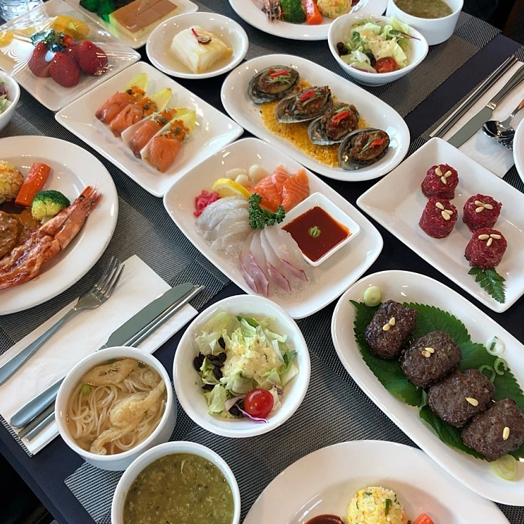 1. 웨딩홀 식사1.PNG