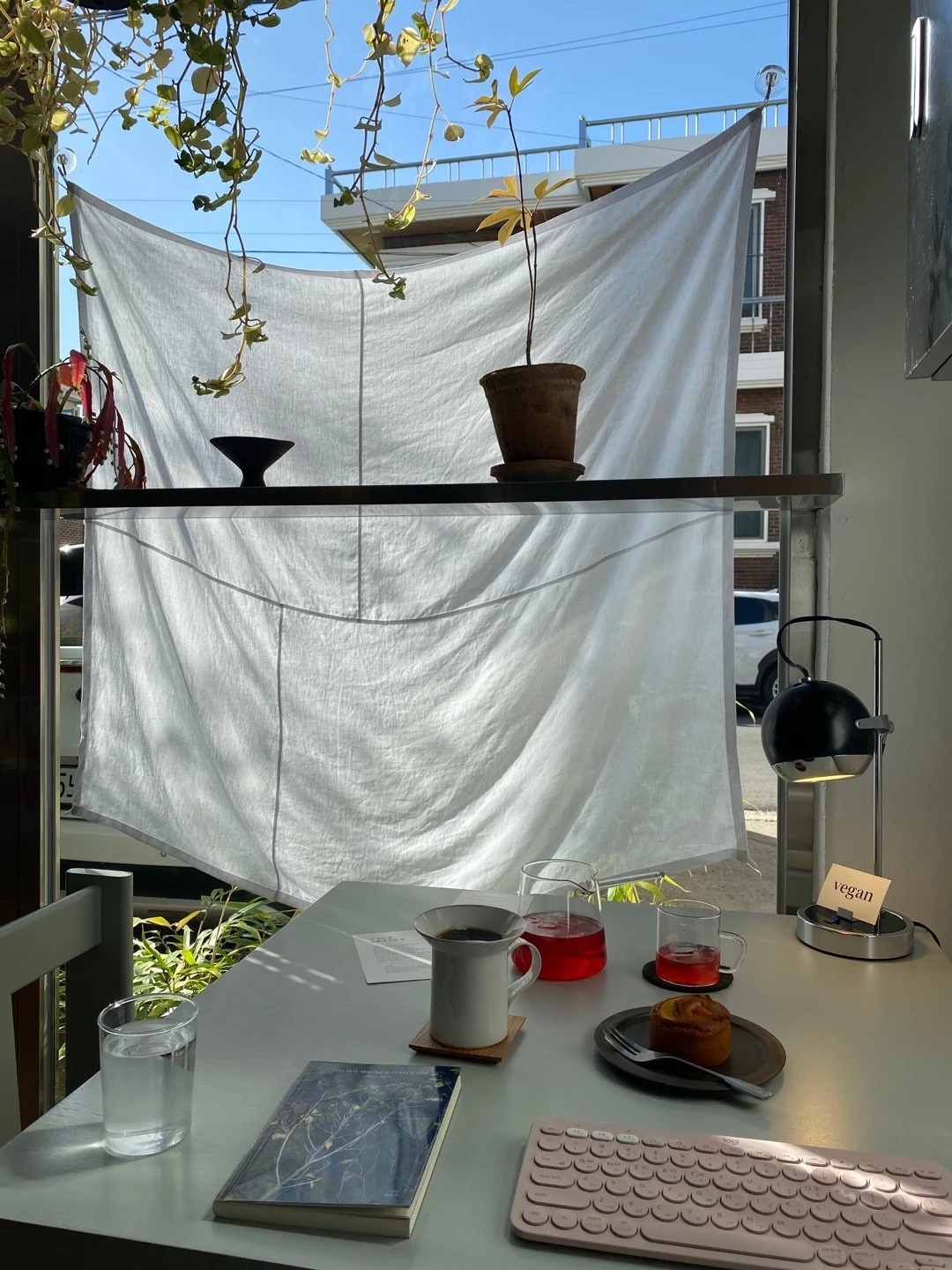 %EA%B8%80%EC%93%B0%EA%B8%B0%EC%B9%B4%ED%8E%98%EB%A3%A8%EB%A3%A8%ED%9D%90.jpg?type=w1600